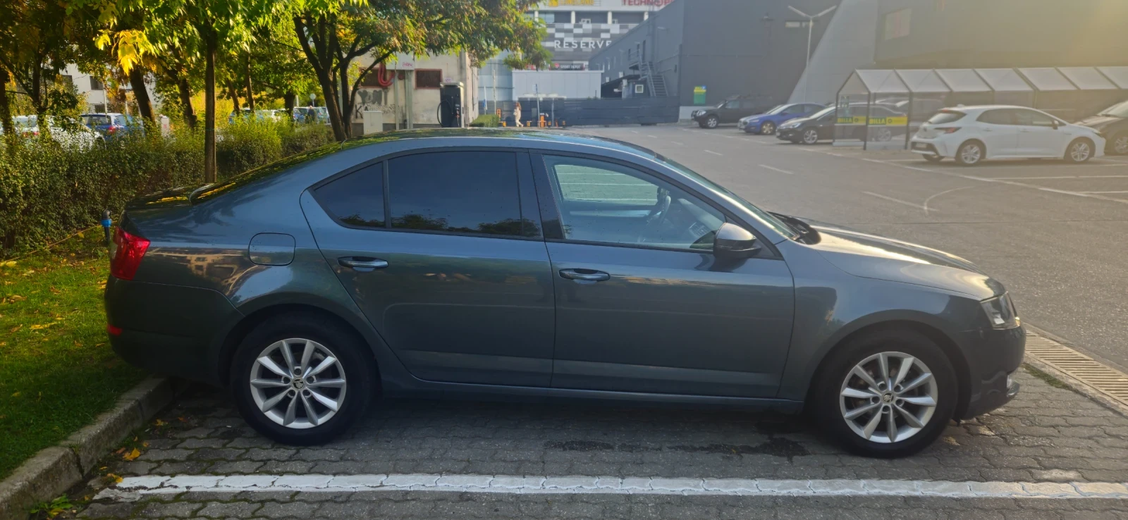 Skoda Octavia   2.0tdi 6 dsg  ������ 65000 ��  | Mobile.bg � ����������� 3