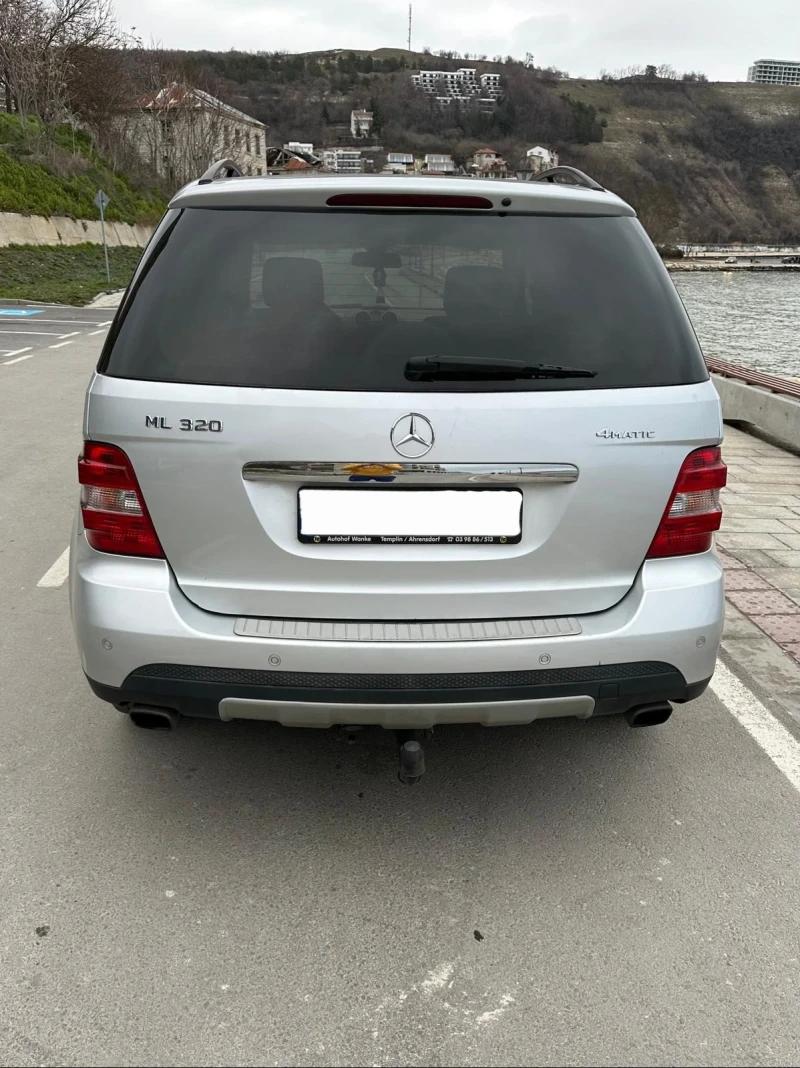 Mercedes-Benz ML 320, снимка 6 - Автомобили и джипове - 48934529