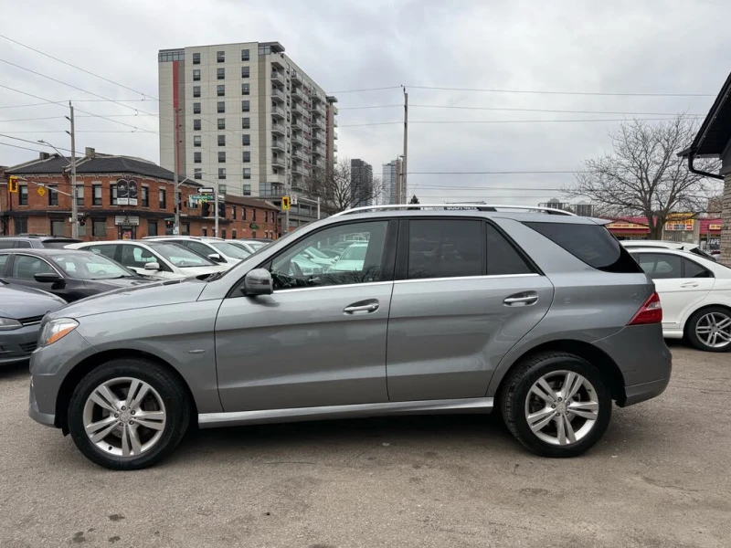 Mercedes-Benz ML 350 AMG PACK| BLUETEC| HARMAN| PANORAMA| 4 MATIC, снимка 9 - Автомобили и джипове - 53188240
