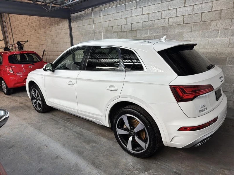 Audi Q5 QUATTRO * PROGRESSIV * LED * NAVI * ПОДГРЕВ * PANO, снимка 3 - Автомобили и джипове - 53387283