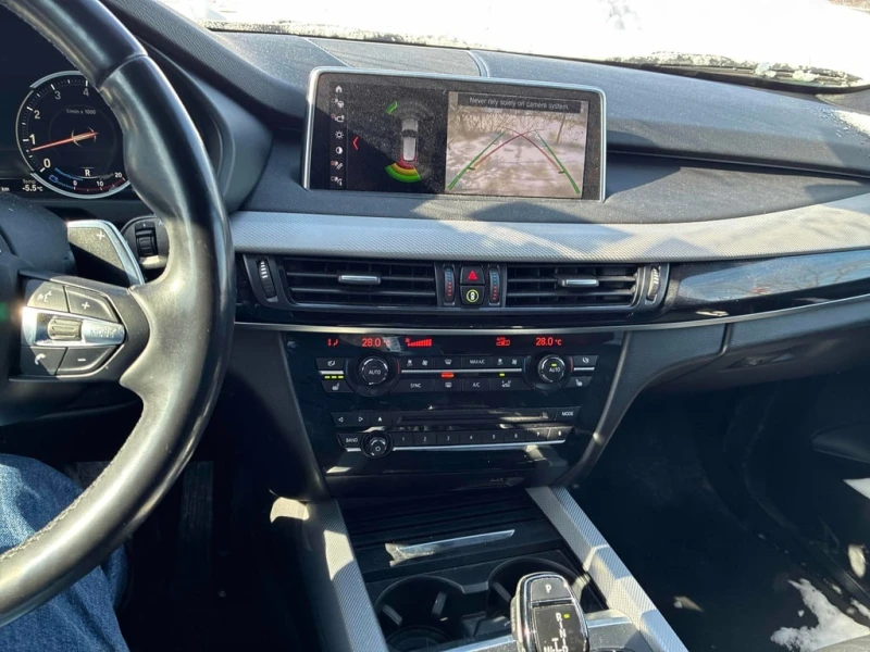 BMW X5 | xDrive35i| ПОДГРЕВИ| M PACK| ШИБЕДАХ+ ГУМИ С ДЖА, снимка 10 - Автомобили и джипове - 53472273