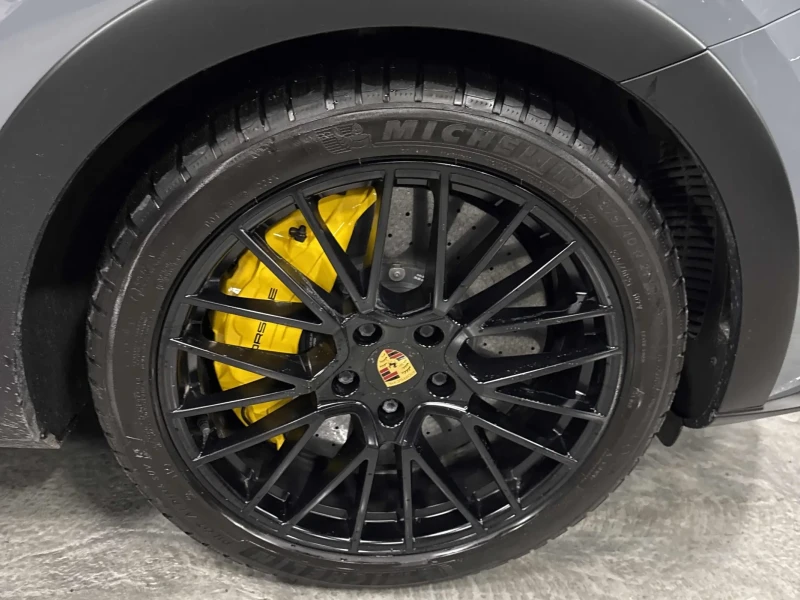 Porsche Cayenne TURBO GT* CARFAX* КАРБОНОВ ТАВАН* ДИСТРОНИК* , снимка 7 - Автомобили и джипове - 53498171