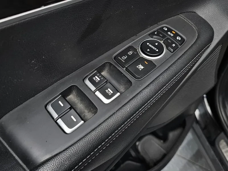 Kia Sorento Diesel 2.0 2Wd Noblesse, снимка 16 - Автомобили и джипове - 55233267
