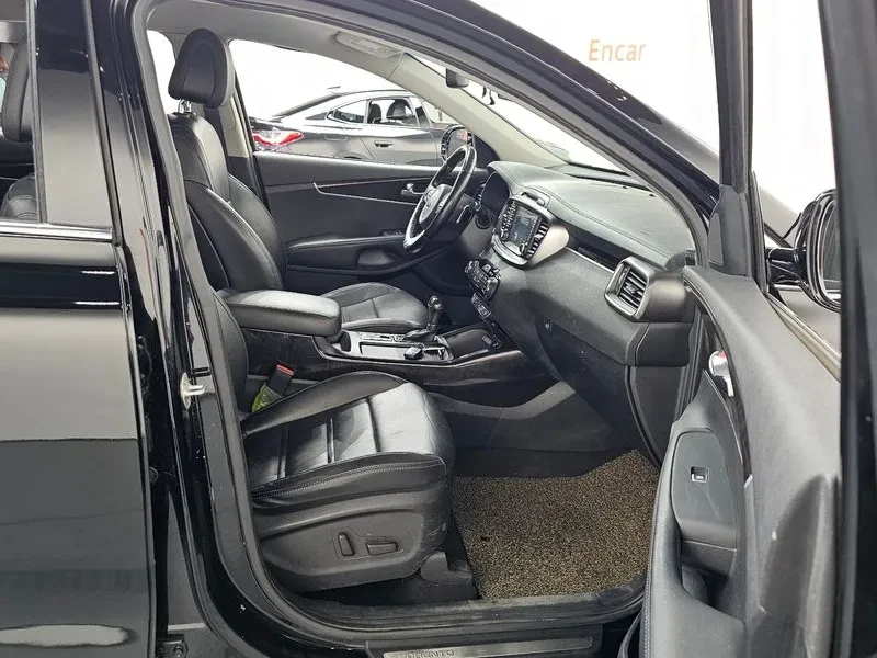 Kia Sorento Diesel 2.0 2Wd Noblesse, снимка 11 - Автомобили и джипове - 55233267