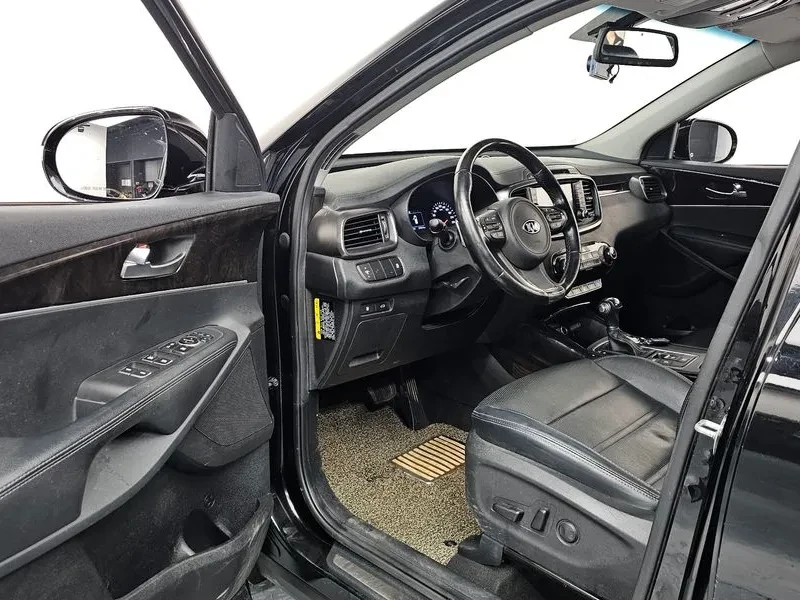 Kia Sorento Diesel 2.0 2Wd Noblesse, снимка 10 - Автомобили и джипове - 55233267