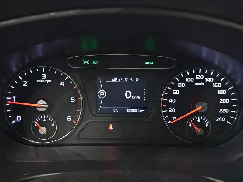 Kia Sorento Diesel 2.0 2Wd Noblesse, снимка 8 - Автомобили и джипове - 55233267