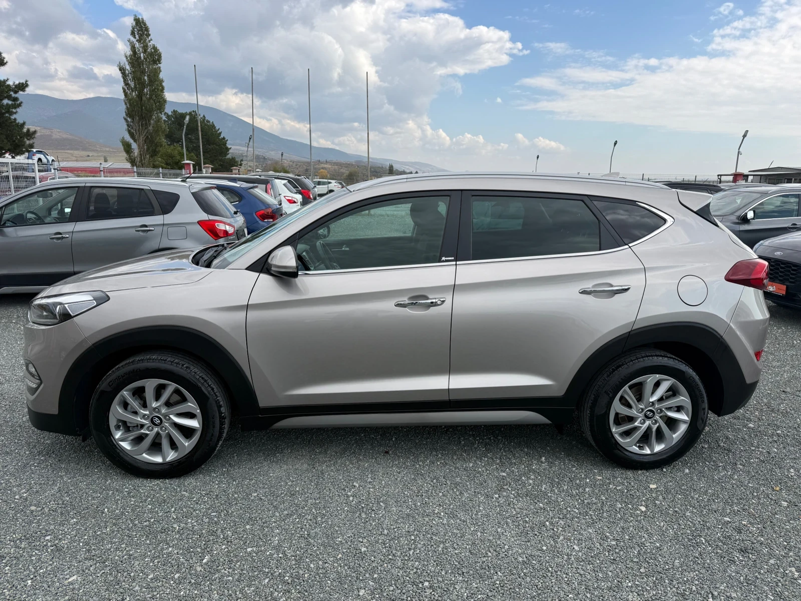 Hyundai Tucson (КАТО НОВА) - изображение 10