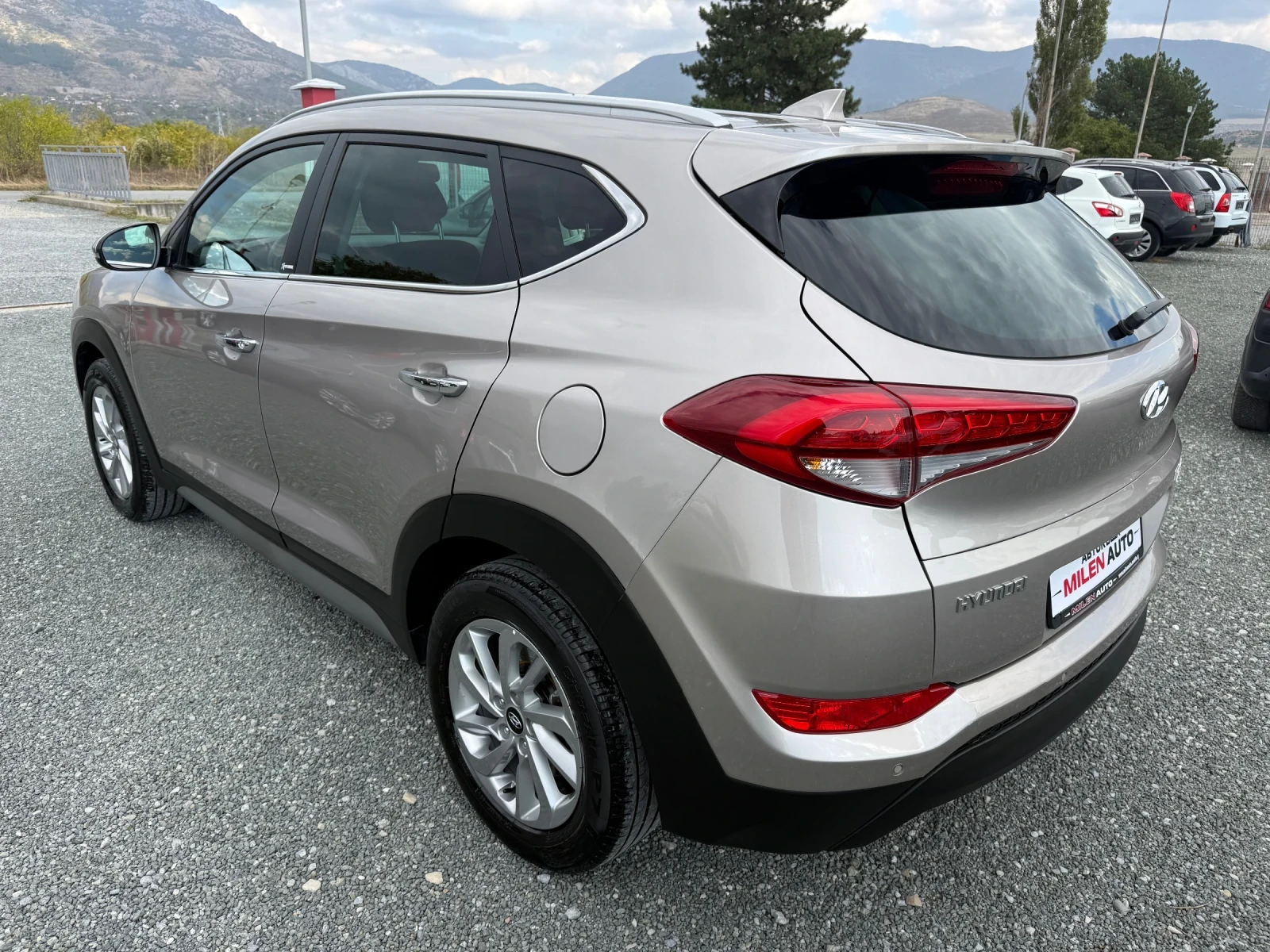 Hyundai Tucson (КАТО НОВА) - изображение 8