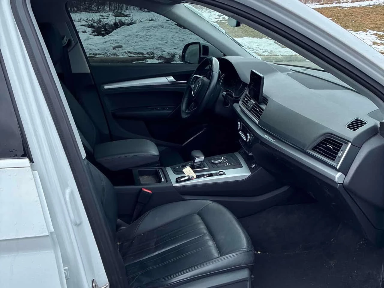 Audi Q5 * Komfort * CARFAX * ЦЕНА ДО БГ - изображение 9