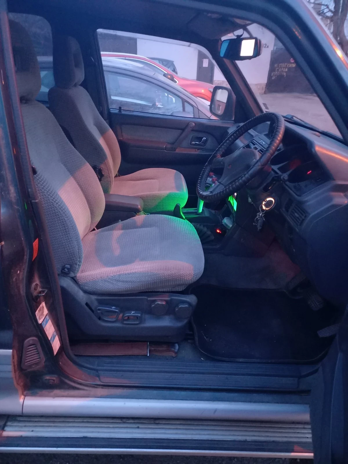 Mitsubishi Pajero 2800 TDI, снимка 10 - Автомобили и джипове - 53901264