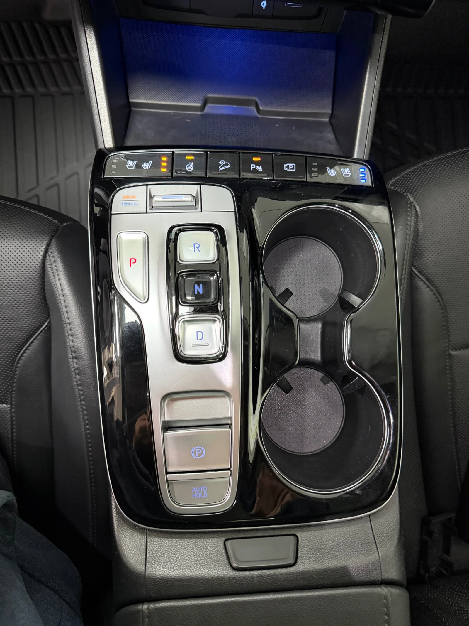 Hyundai Tucson 1.6 HYBRID* 360 камери* 32000км* ULTIMATE * , снимка 12 - Автомобили и джипове - 54310681