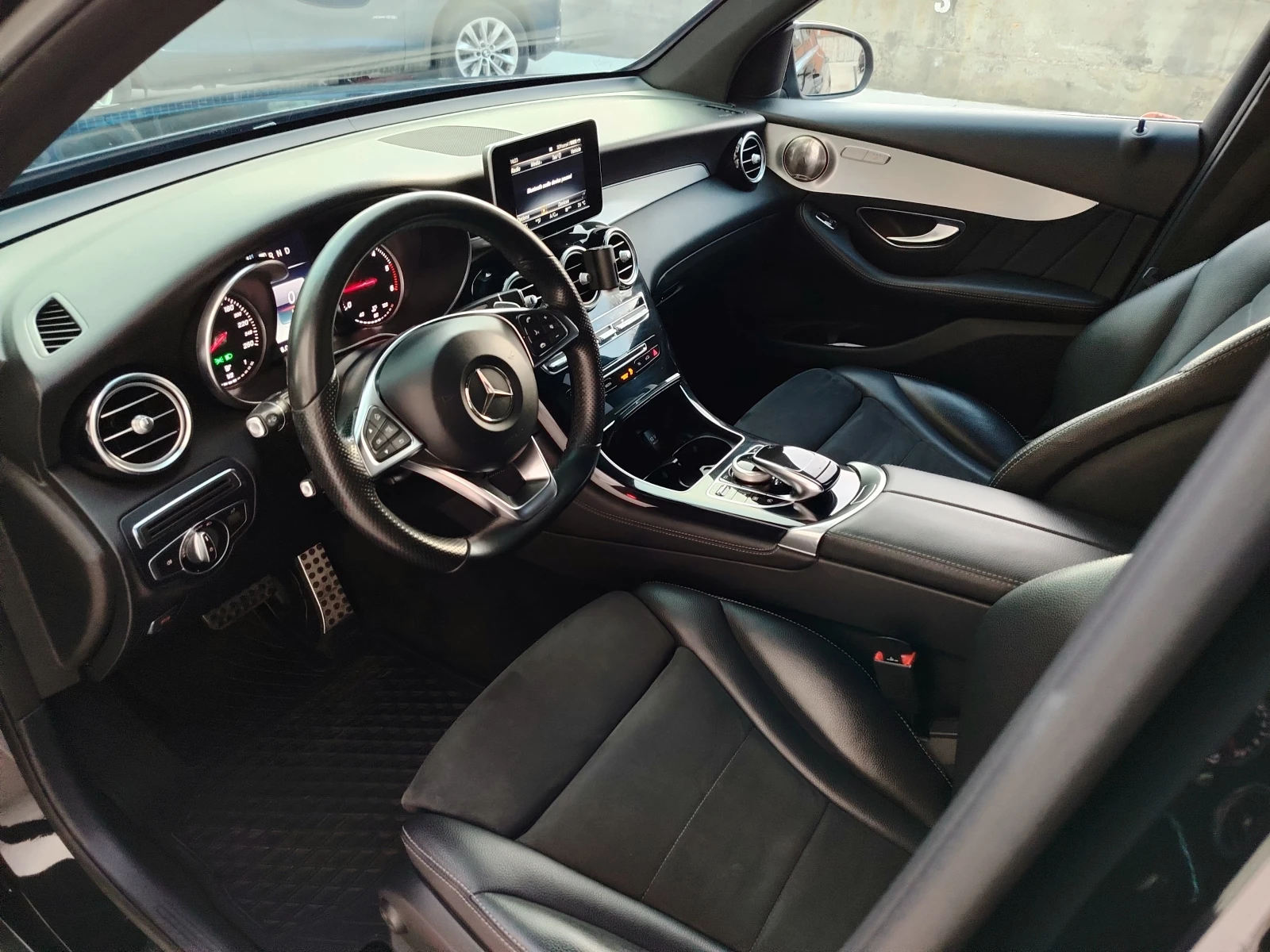 Mercedes-Benz GLC 220 * 4 Matic* 9-G tronic* , снимка 12 - Автомобили и джипове - 54445273