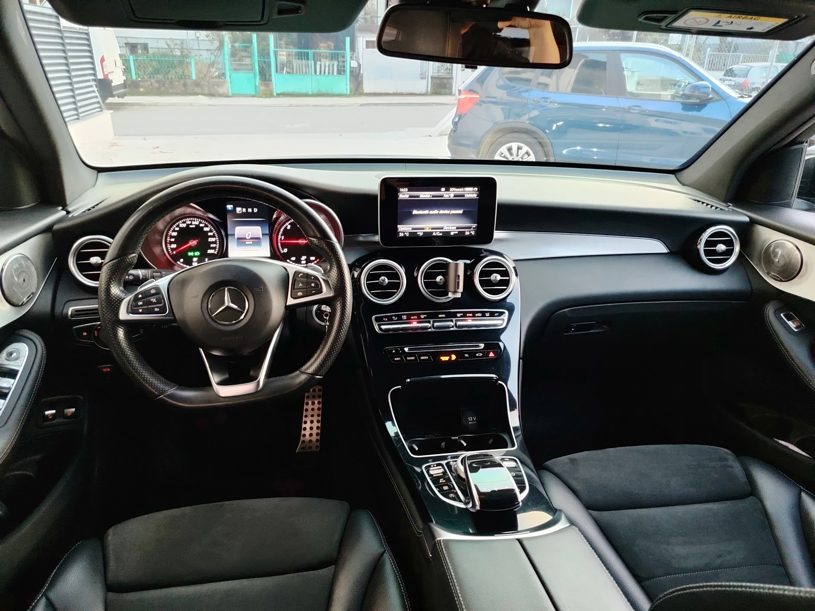 Mercedes-Benz GLC 220 * 4 Matic* 9-G tronic* , снимка 11 - Автомобили и джипове - 54445273