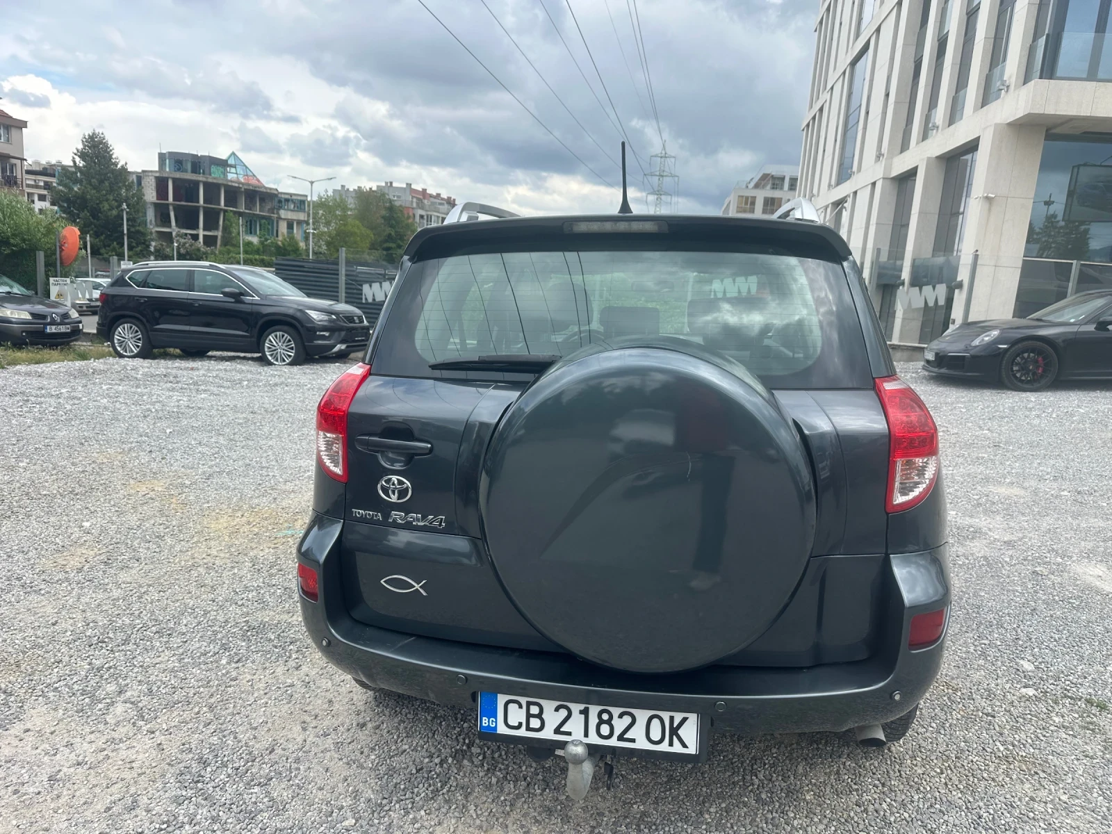 Toyota Rav4, снимка 4 - Автомобили и джипове - 54609724
