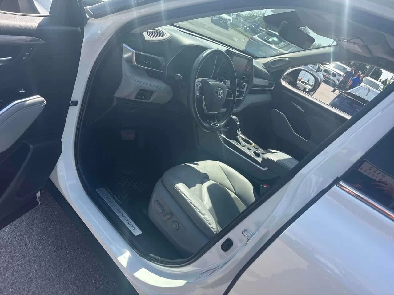 Toyota Highlander * Limited * ПОДГРЕВИ * ШИБИДАХ * CARFAX, снимка 5 - Автомобили и джипове - 54794575