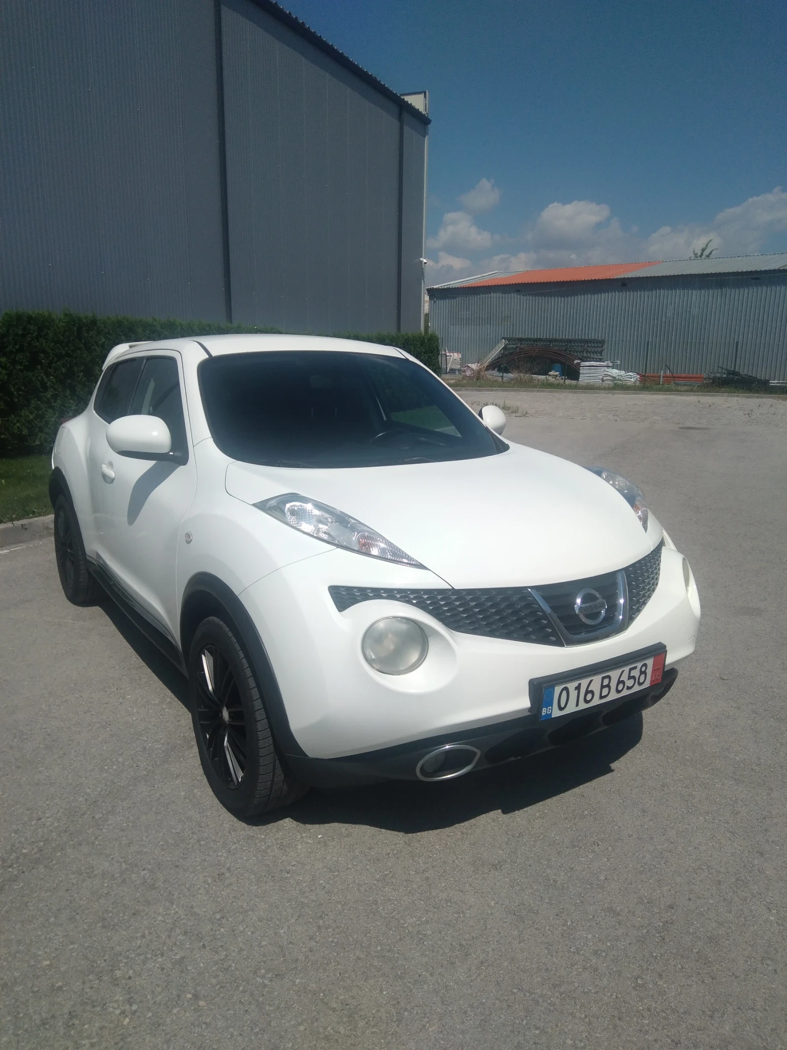 Nissan Juke, снимка 2 - Автомобили и джипове - 55446553