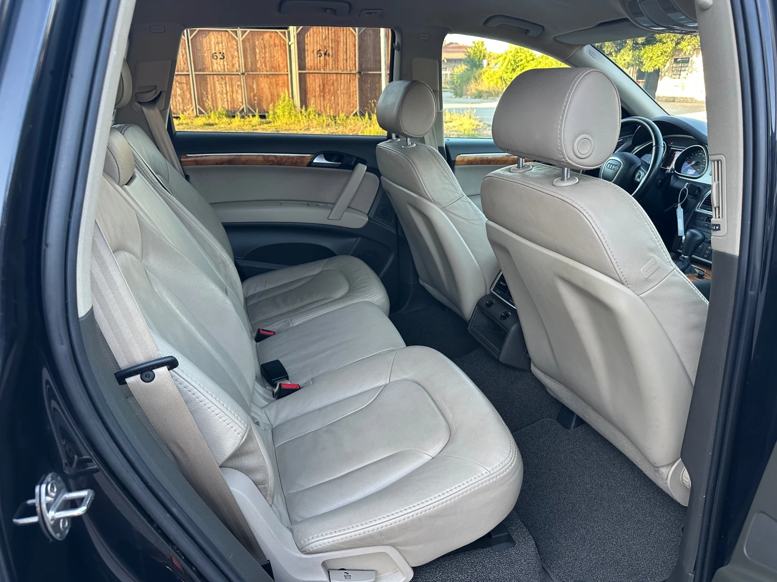 Audi Q7 3.0d NAVI ITALY, снимка 12 - Автомобили и джипове - 55771402