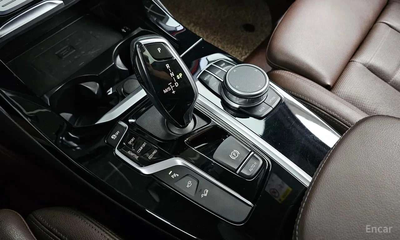 BMW X3 xDrive M40i Online Exclusive Edition* АВТОКРЕДИТ* , снимка 9 - Автомобили и джипове - 56087010