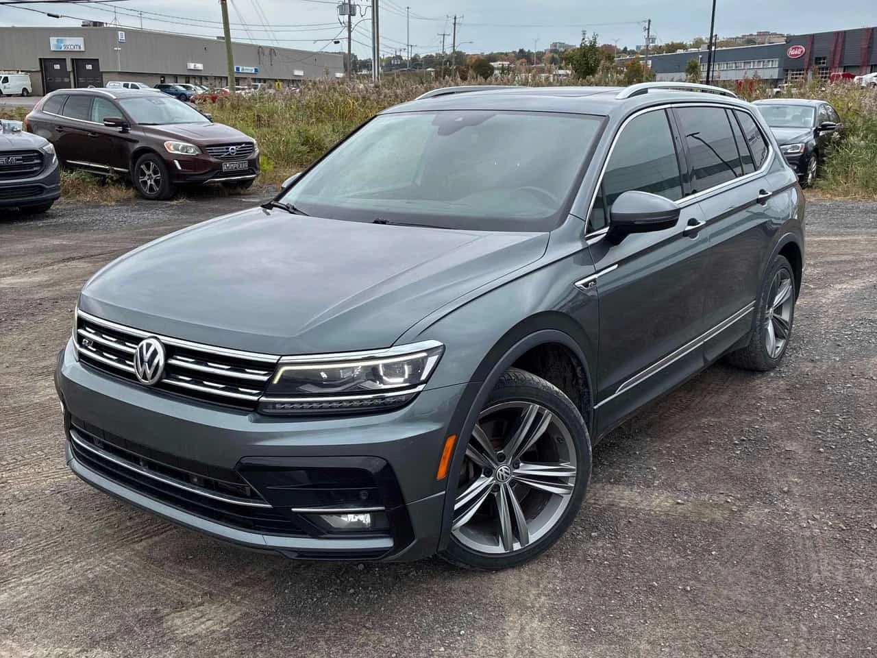 VW Tiguan R LINE * Highline * CARFAX * ����������� | Mobile.bg � ����������� 1