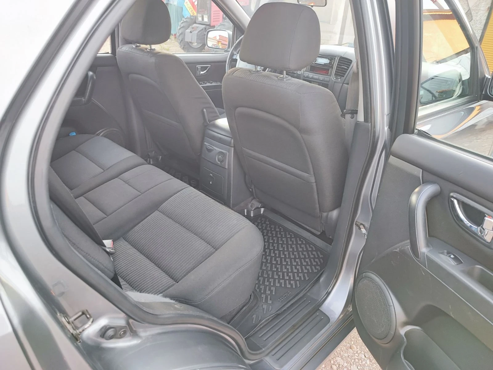 Kia Sorento, снимка 14 - Автомобили и джипове - 56526565