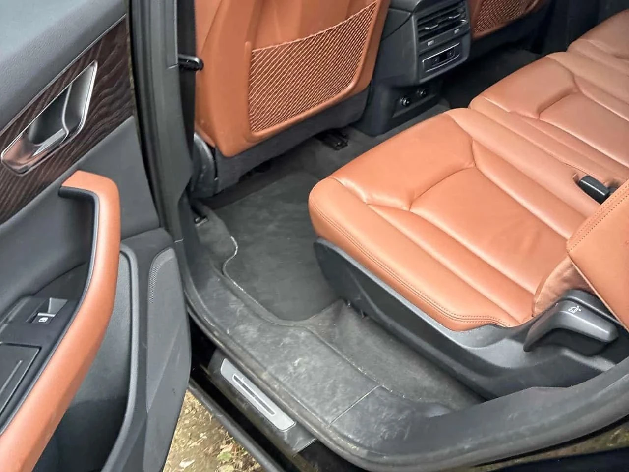Audi Q7, снимка 14 - Автомобили и джипове - 56737718