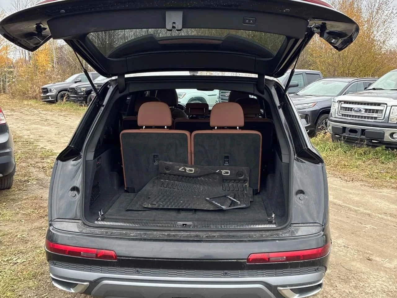 Audi Q7, снимка 15 - Автомобили и джипове - 56737718