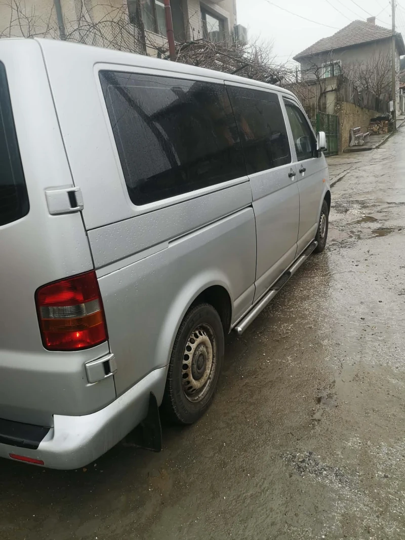 VW T5, снимка 10 - Бусове и автобуси - 53597719