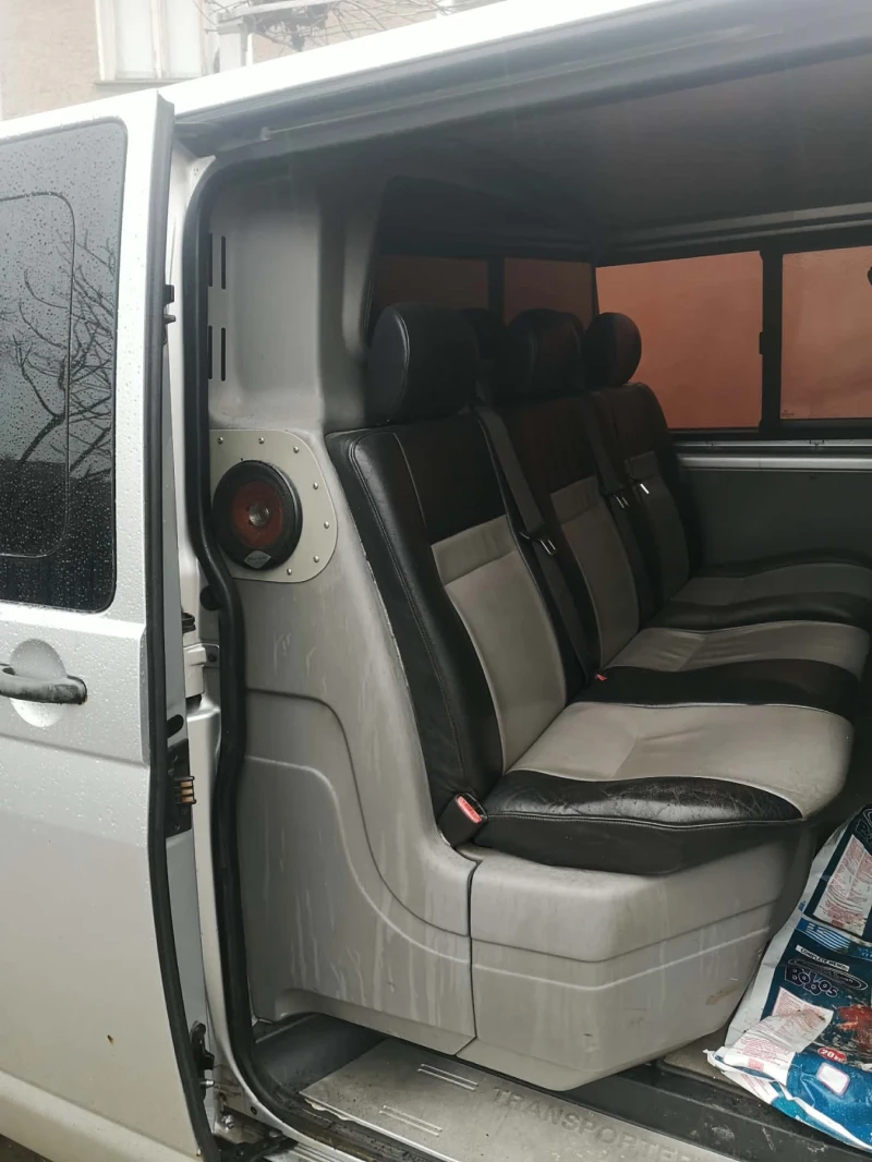 VW T5, снимка 2 - Бусове и автобуси - 53597719