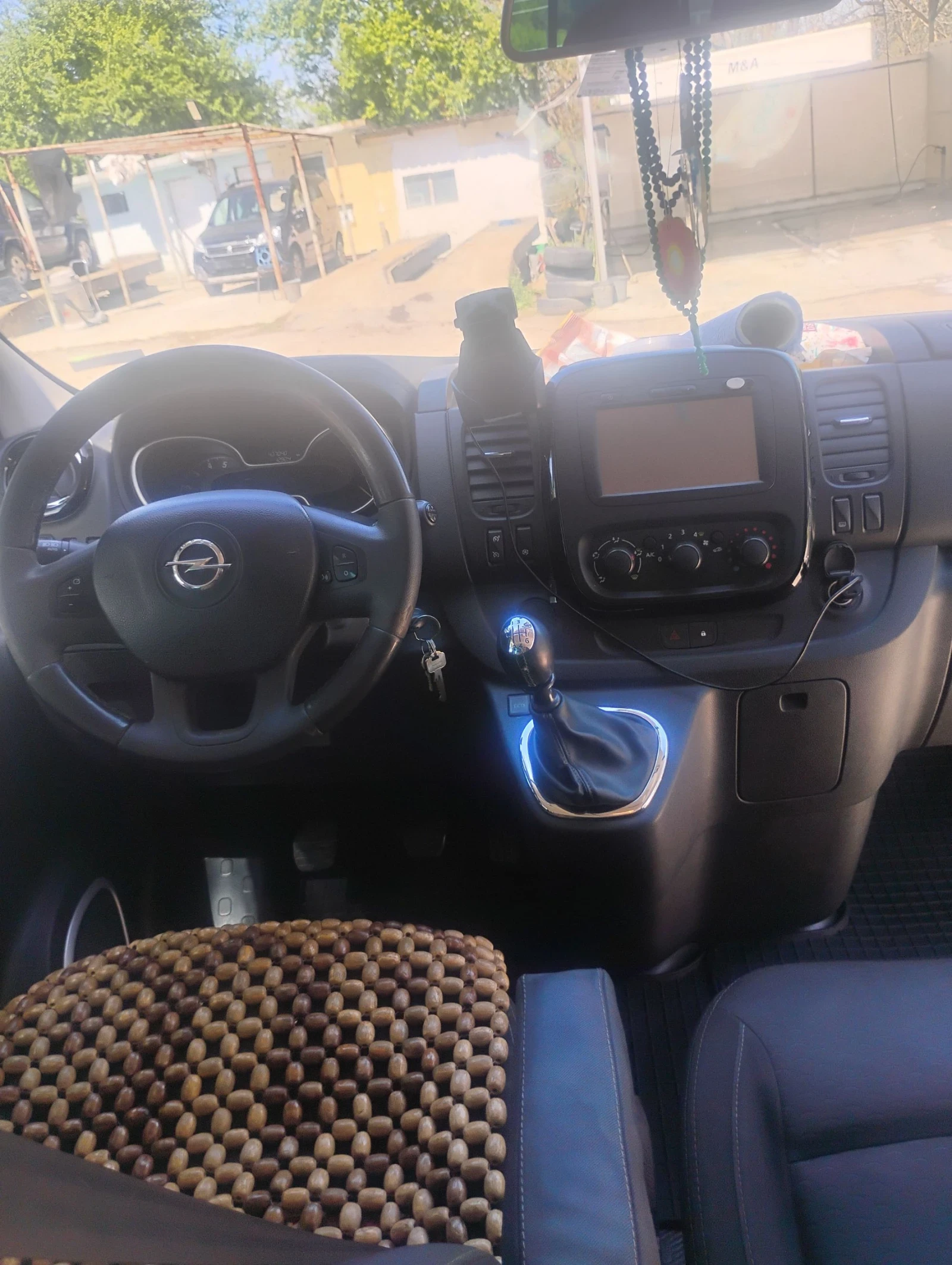 Opel Vivaro  - изображение 10