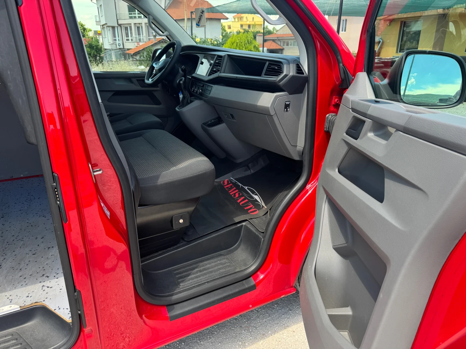 VW Transporter T6.1 KASTEN KR 2.0 TDI DSG NAVI CARPLAY LED XENON , снимка 11 - Бусове и автобуси - 54820242