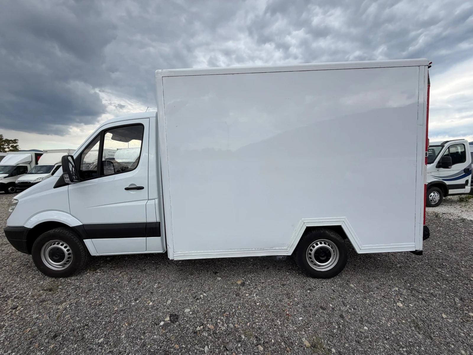 Mercedes-Benz Sprinter 313!РАМПА!РЕАЛНИ КМ!, снимка 2 - Бусове и автобуси - 55262385