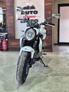 Suzuki Gladius  SFV650 ABS A2 AKRAPOVIC Нов внос от ШВЕЙЦАРИЯ!!!, снимка 2