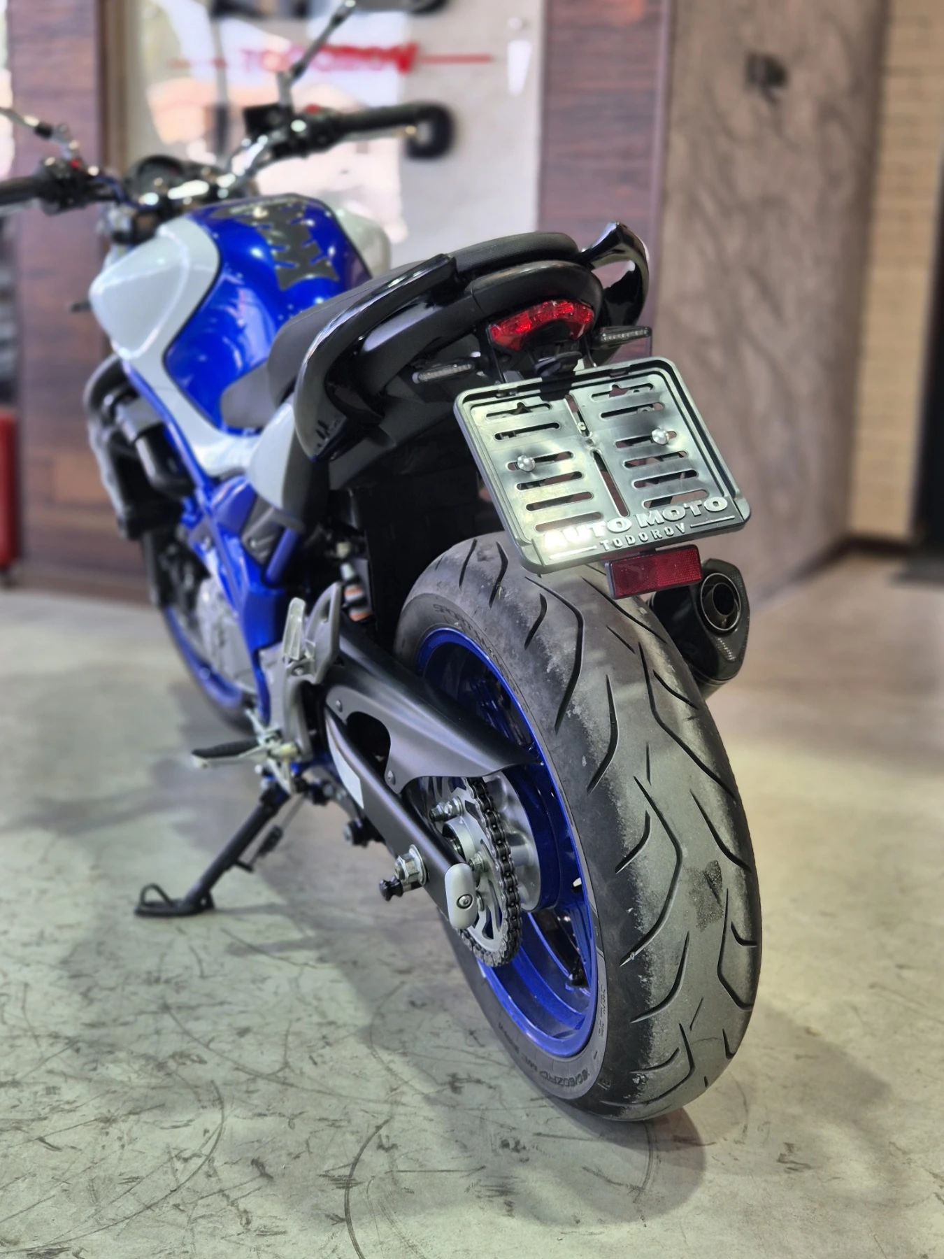 Suzuki Gladius  SFV650 ABS A2 AKRAPOVIC Нов внос от ШВЕЙЦАРИЯ!!!, снимка 6 - Мотоциклети и мототехника - 55643787