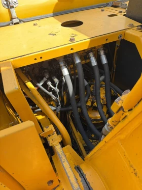 Багер JCB JS130, снимка 8