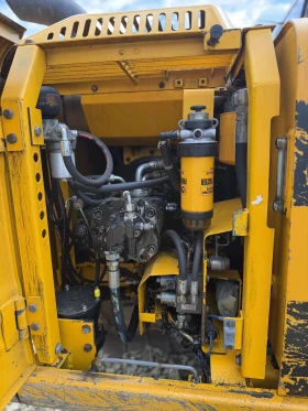 Багер JCB JS130, снимка 9