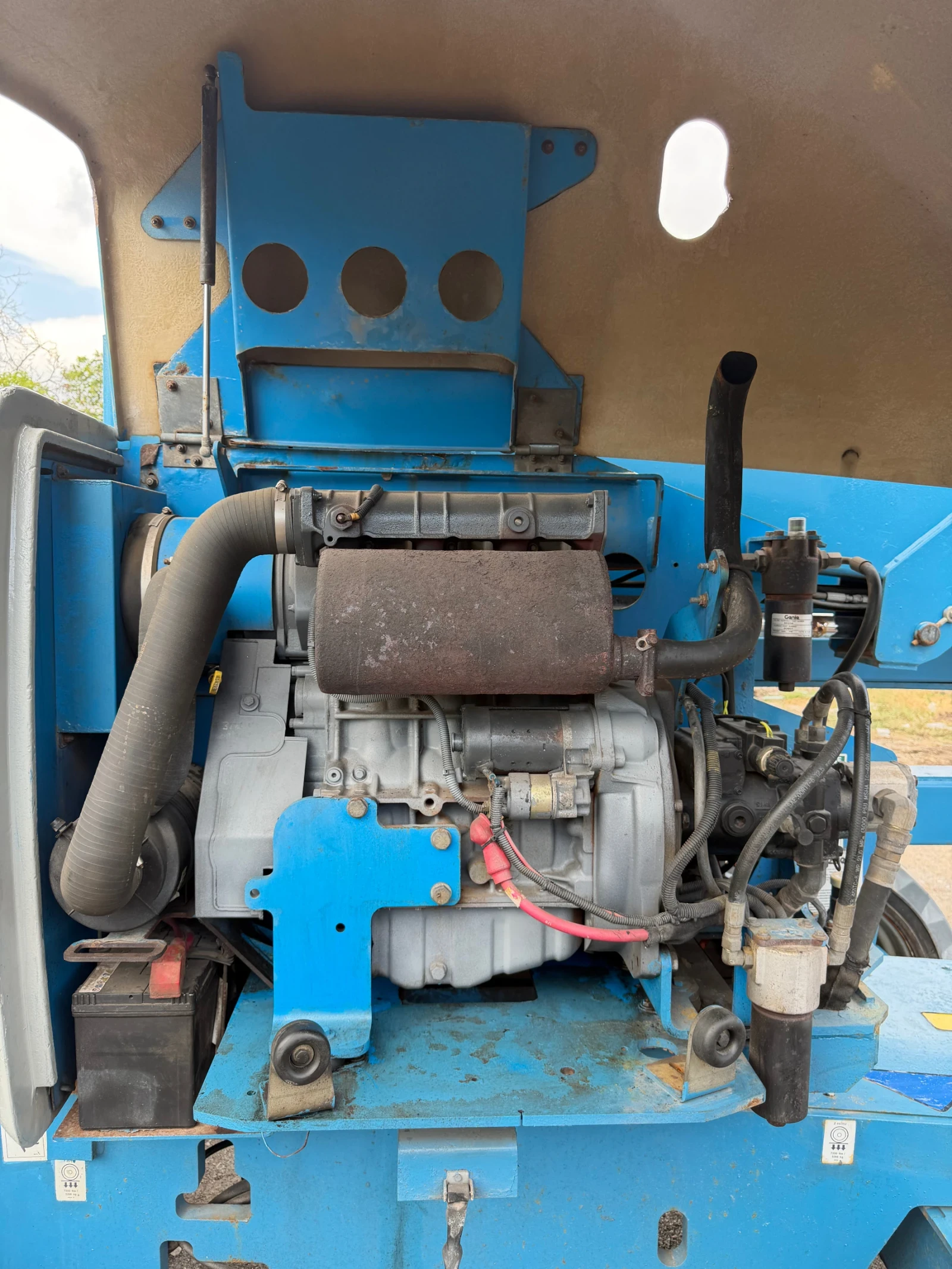 Автовишка Друга марка Genie Z45/25 4x4, снимка 15 - Индустриална техника - 55823513