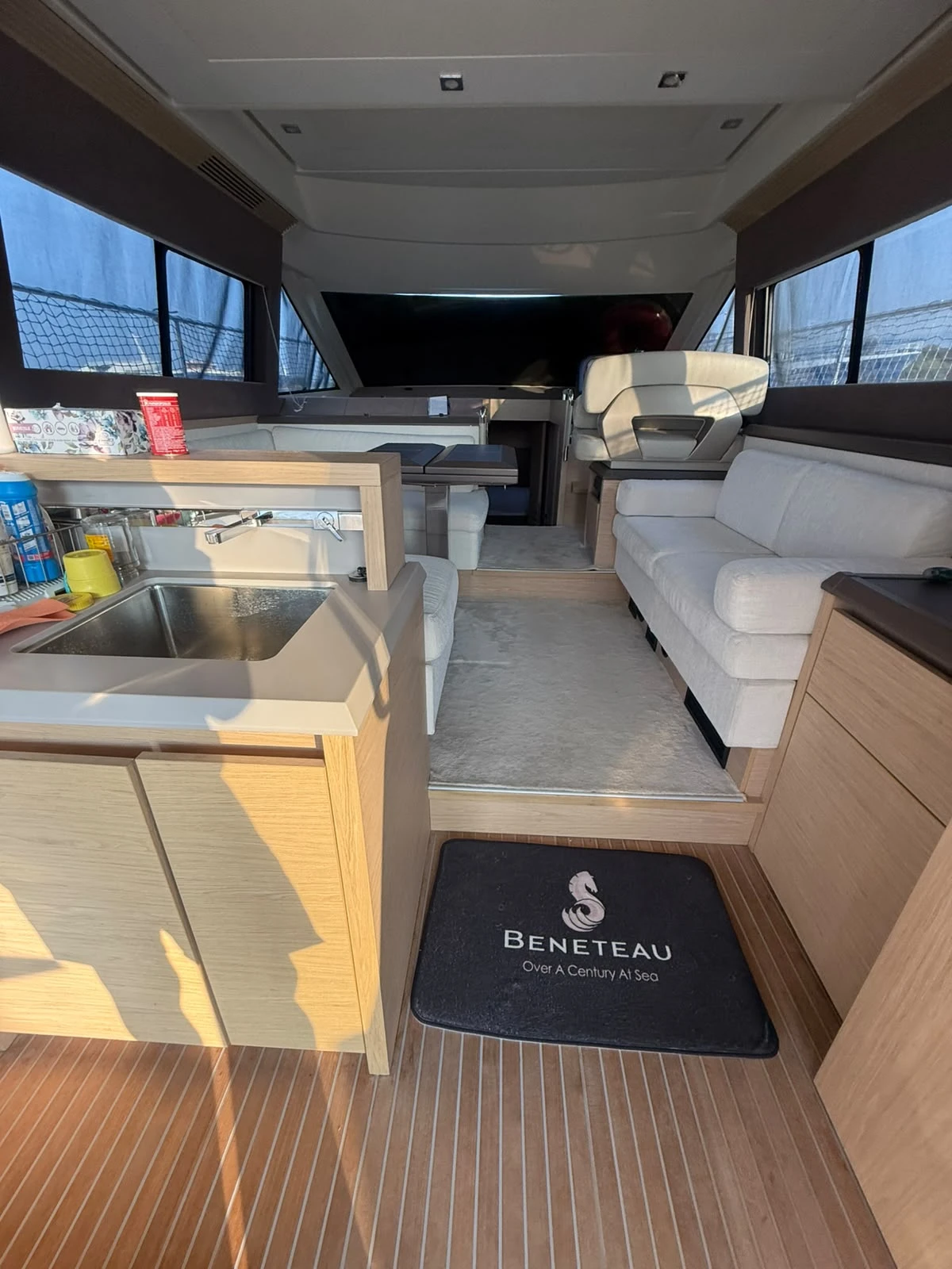 Моторна яхта Beneteau Monte Carlo 5, снимка 11 - Воден транспорт - 55744687