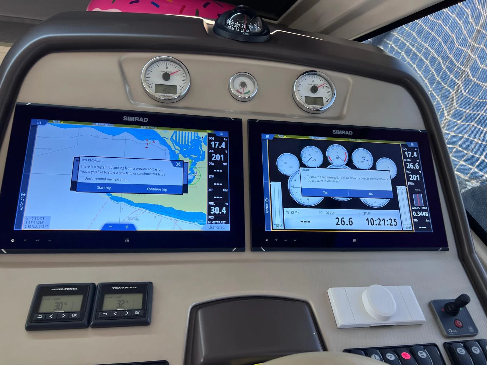 Моторна яхта Beneteau Monte Carlo 5, снимка 6 - Воден транспорт - 55744687