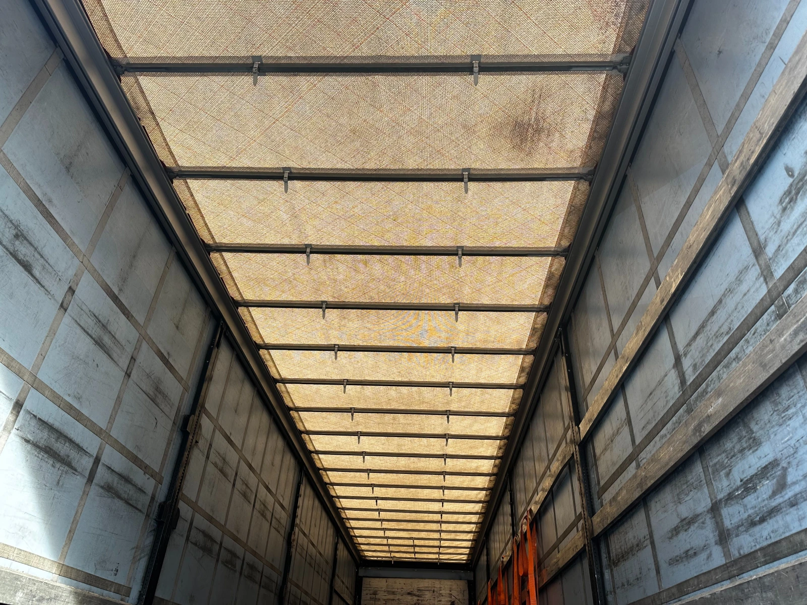 Полуремарке Schwarzmuller W-Serie, снимка 15 - Ремаркета - 53736995