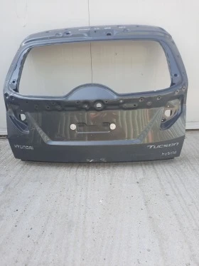 Заден капак (пета врата), и броня за Hyundai Tucson Hybrid 2021,22, снимка 2