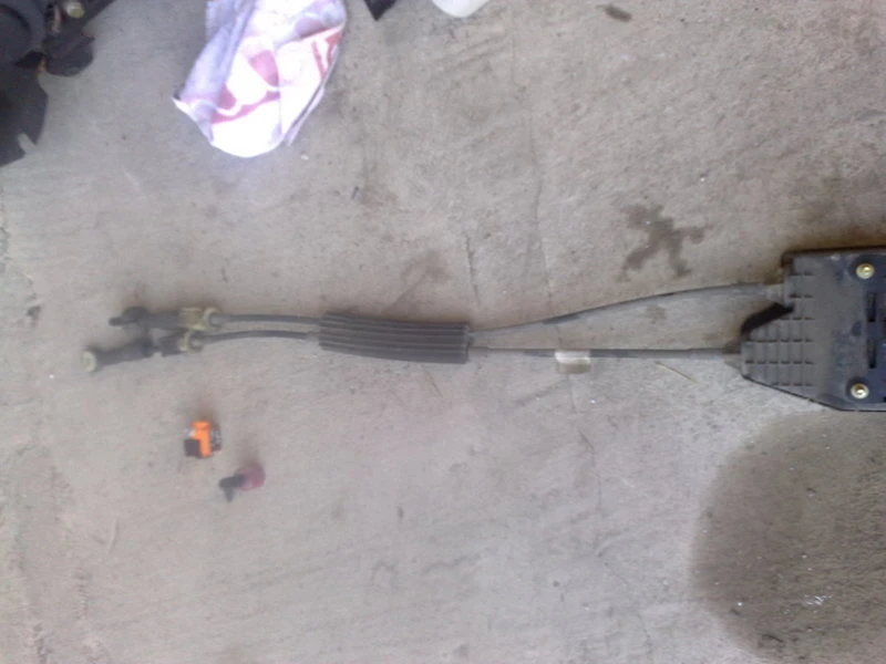 Жило скоростен лост за Рено Лагуна 2.0 02г.
