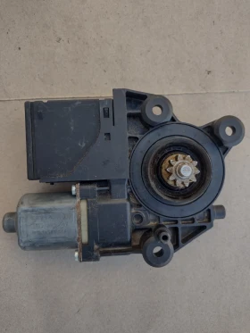 8273100166R       RENAULT SCENIC III  0130822317 | Mobile.bg    3