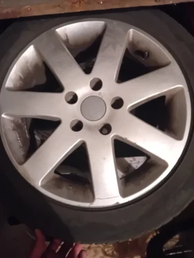 ����� �� �������� �� ���� � ������ 205/55R16 �� Mercedes-Benz C 270