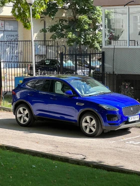 Jaguar E-pace D 240 AWD 9 ск MERIDIAN бял кожен салон диг.табло, снимка 1