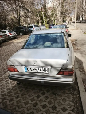 Mercedes-Benz E 200 - 4500 € / 8801.24 лв. - 28335701 4