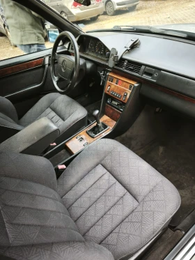 Mercedes-Benz E 200 - 4500 € / 8801.24 лв. - 28335701 11