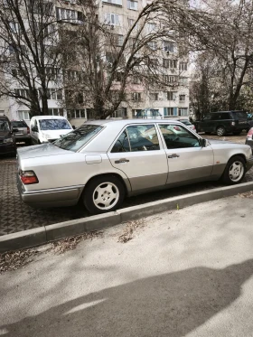 Mercedes-Benz E 200 - 4500 € / 8801.24 лв. - 28335701 3