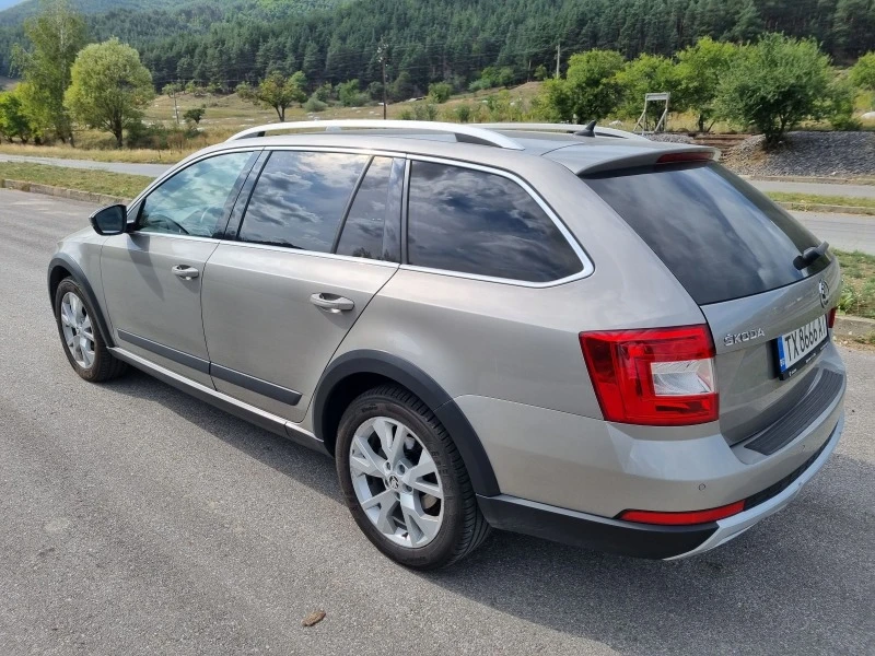 Skoda Octavia SCOUT 2.0 184 p.s., снимка 15 - Автомобили и джипове - 42342849