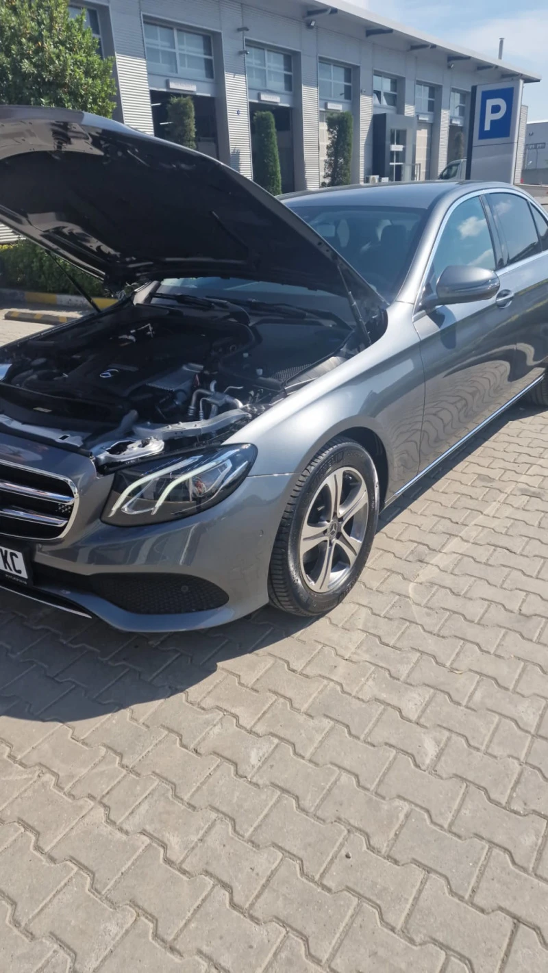 Mercedes-Benz E 200, снимка 7 - Автомобили и джипове - 47788940