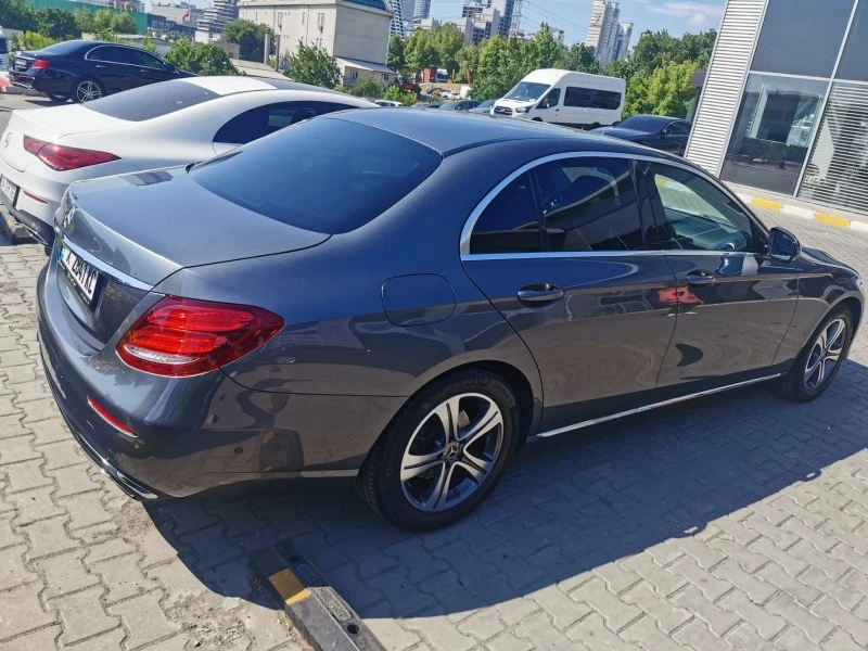 Mercedes-Benz E 200, снимка 8 - Автомобили и джипове - 47788940